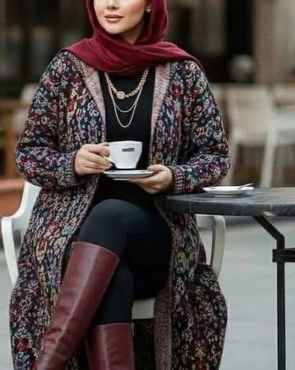 Burgundy Heritage Long Cardigan - Image 3