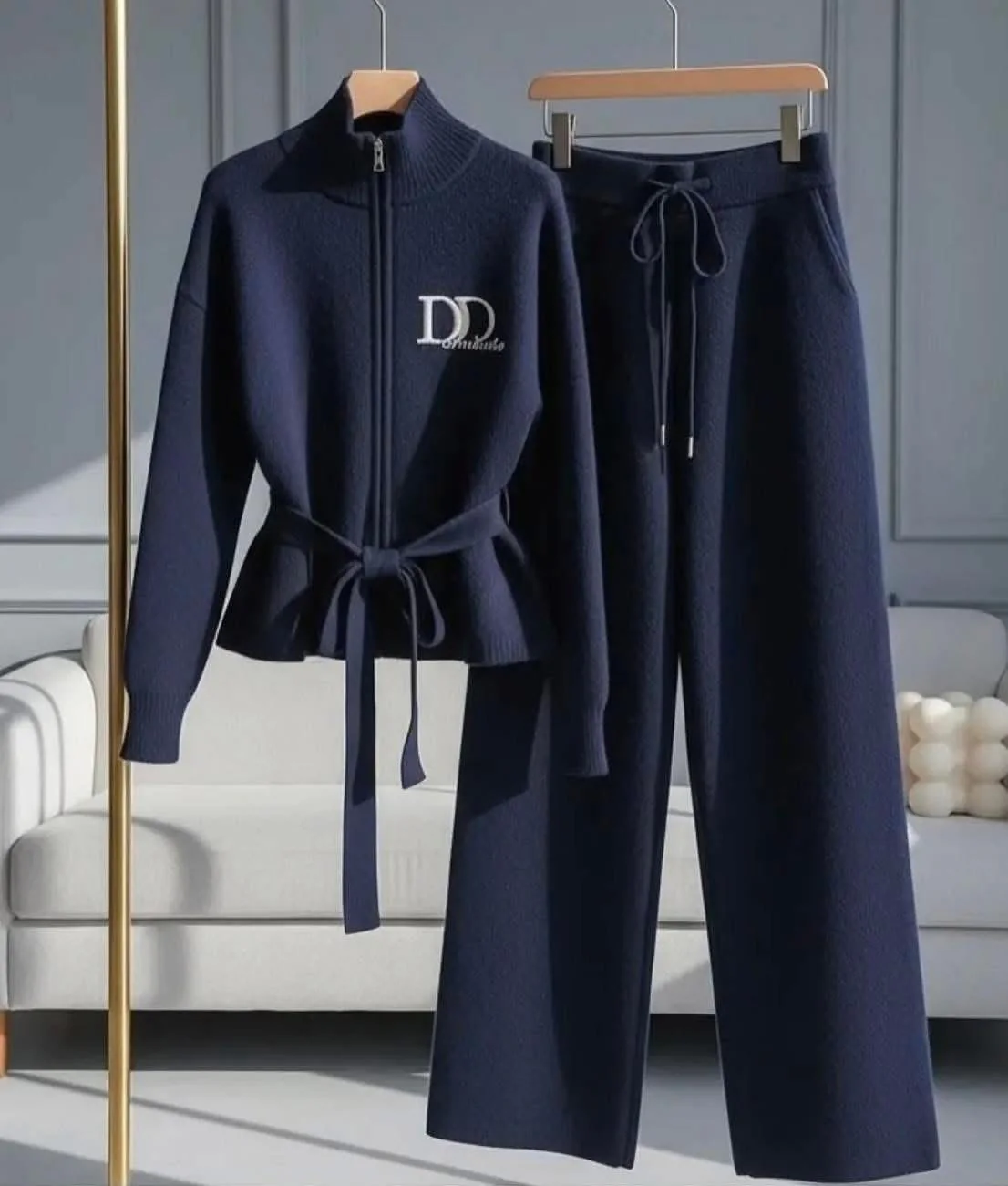Modern Zip-Up Knit Set – 2 Pieces - Image 3